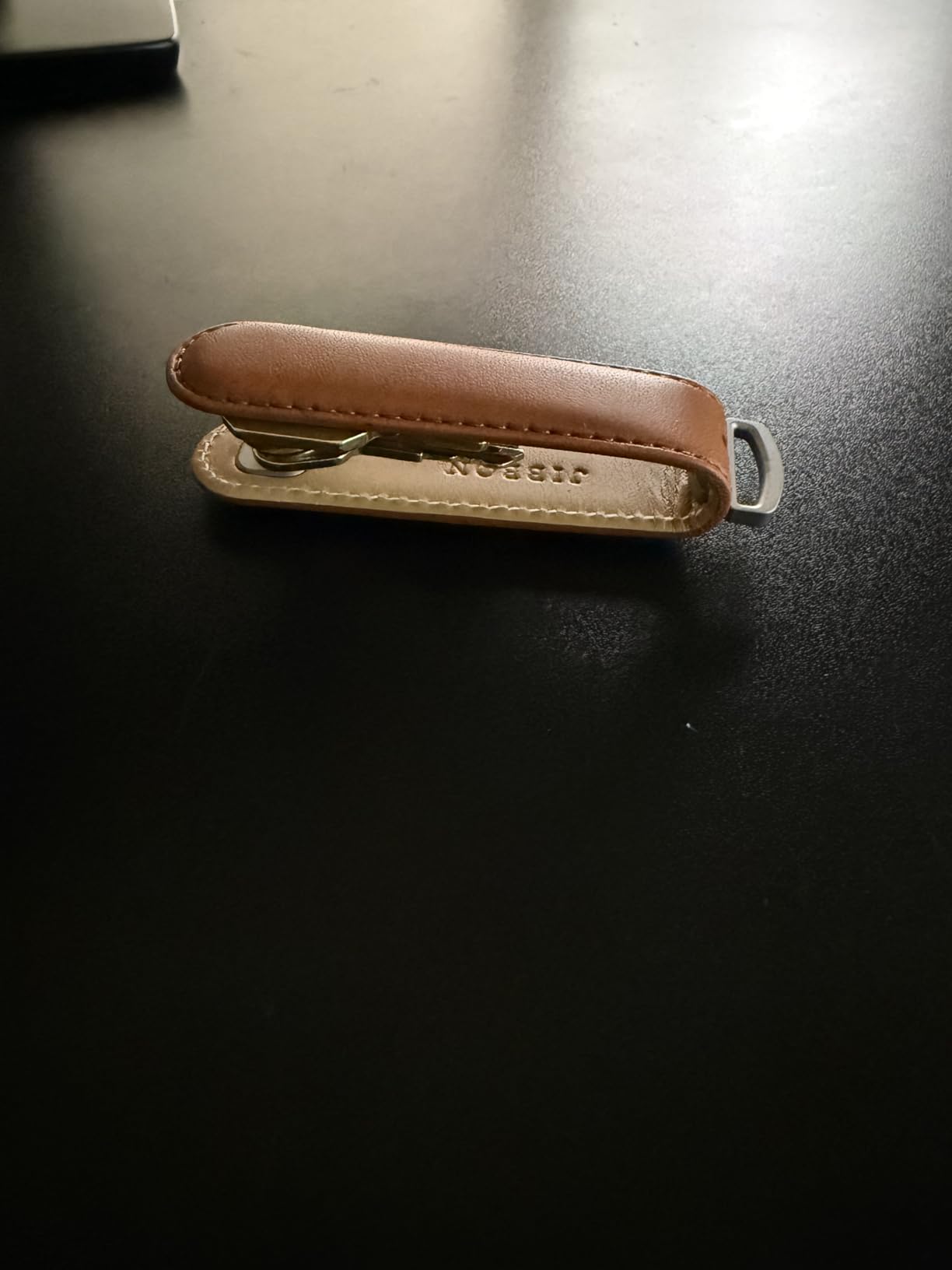 Customer photo showing Jibbon leather quality after extended use