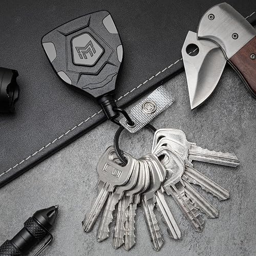 MNGARISTA badge reel extended to show the full 31.5-inch steel cord length
