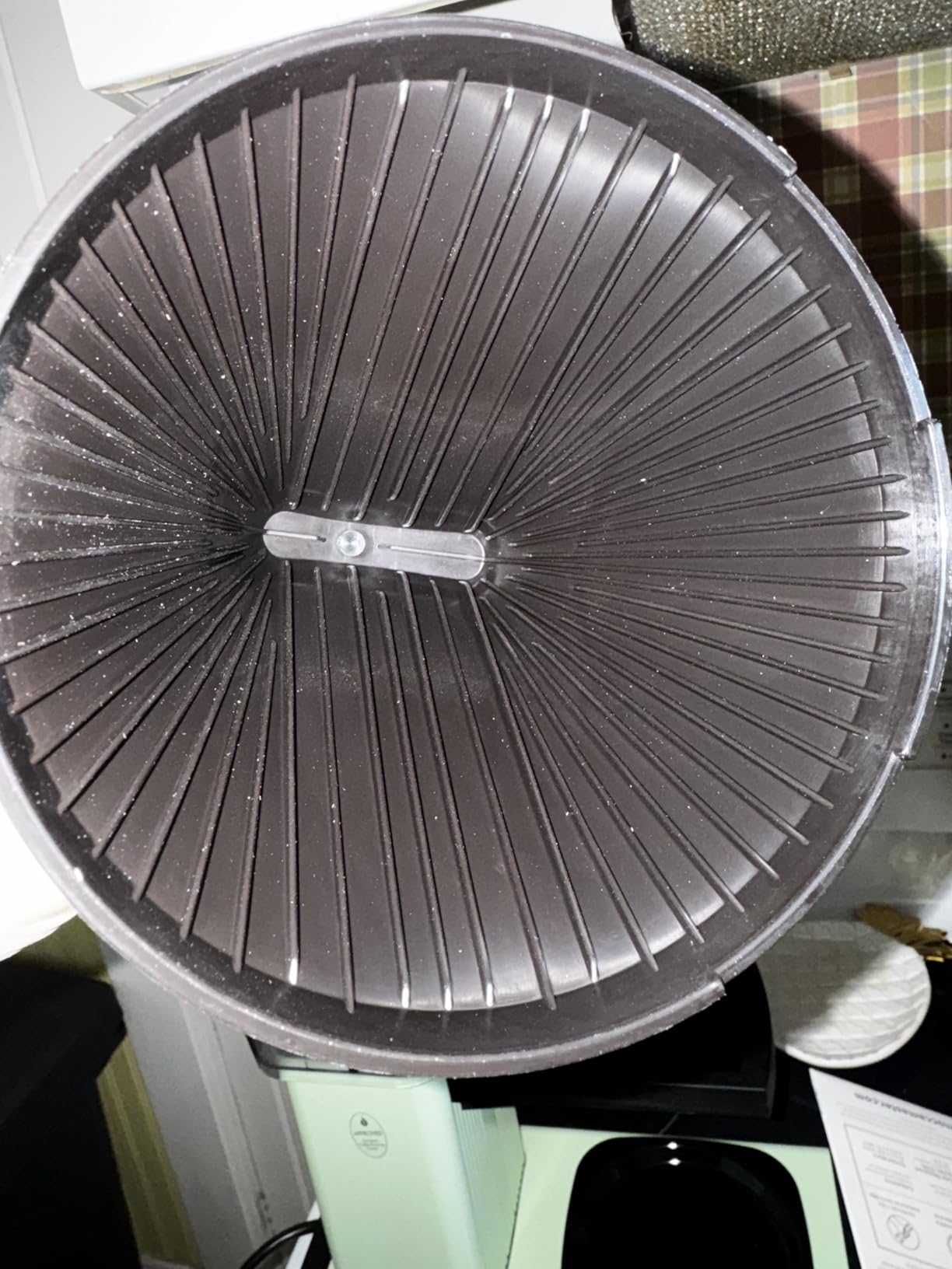 Customer photo of the Moccamaster KBGV Select in pistachio on a kitchen countertop