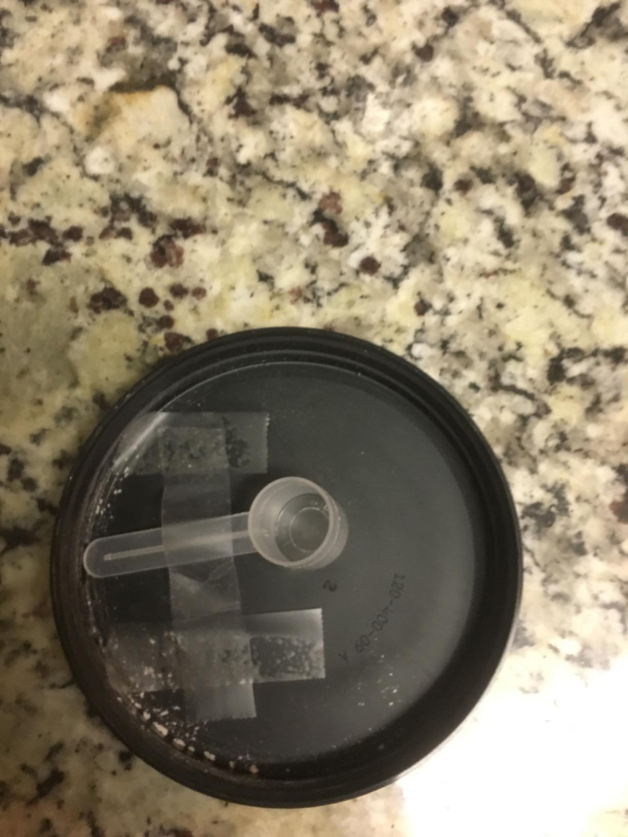 Customer photo showing Naked L-Glutamine powder and mixing